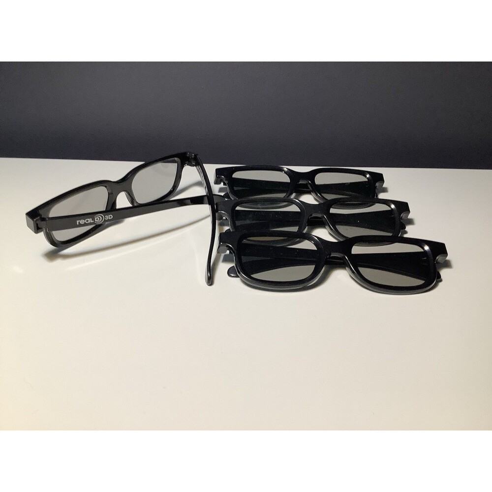 Real D 3D Glasses 4 Pairs Pre-owned Adult Size Movie Theater 3-D
